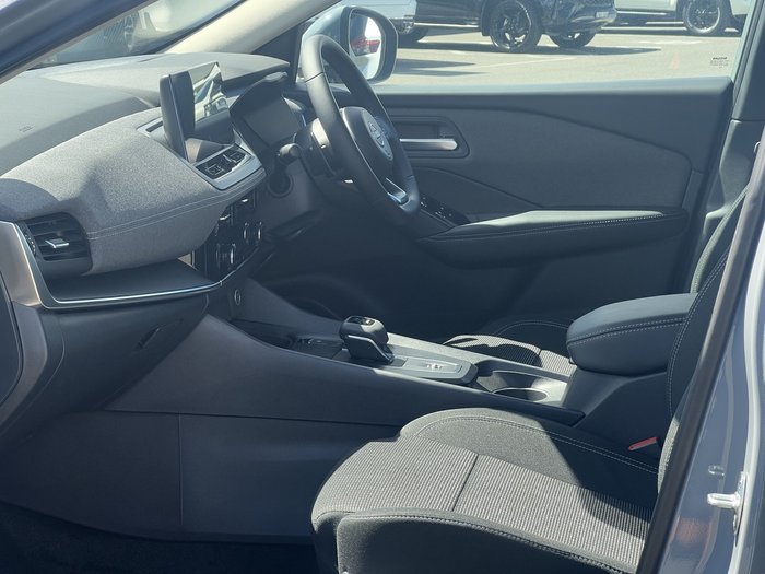 2025 Nissan QASHQAI ST-L