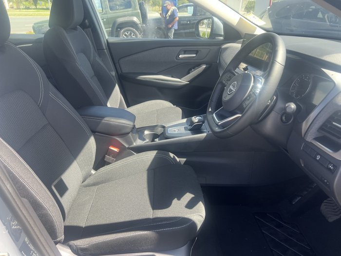 2025 Nissan QASHQAI ST-L