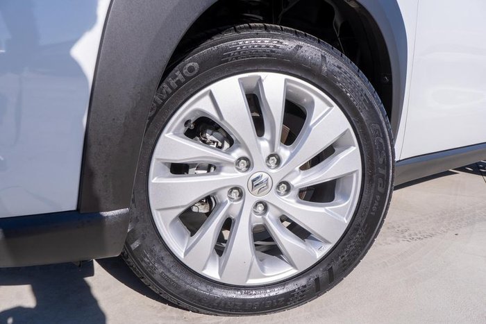 2023 Suzuki S-Cross GL+