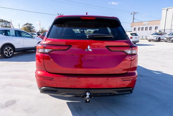 2021 Mitsubishi Outlander ES