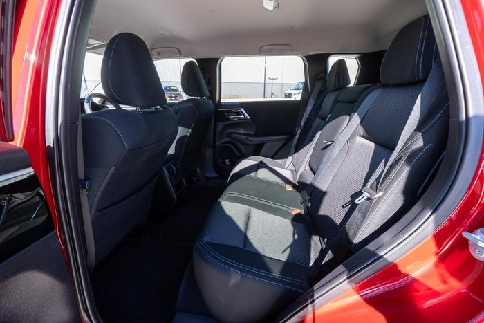 2021 Mitsubishi Outlander ES