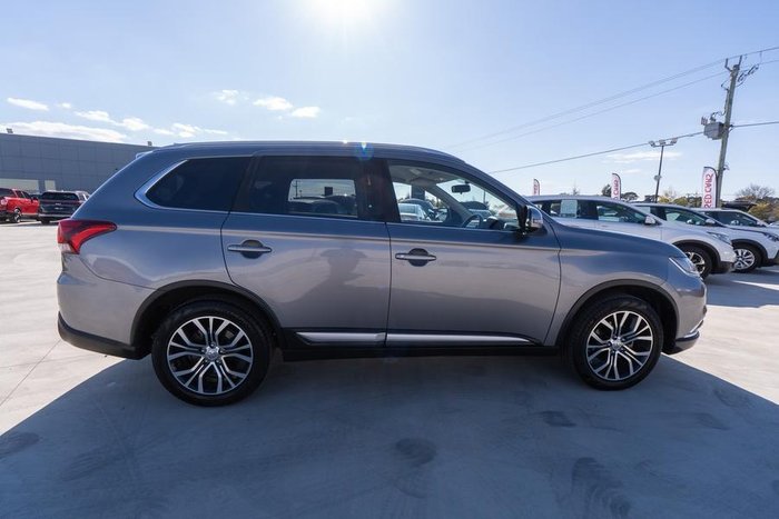 2017 Mitsubishi Outlander LS