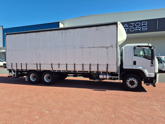 2012 Isuzu Trucks FVL1400 14 Pallet Tautliner and Lift