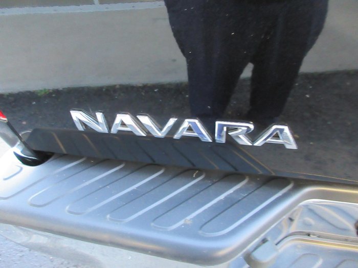 2013 Nissan Navara ST