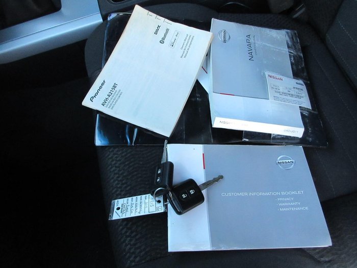 2013 Nissan Navara ST