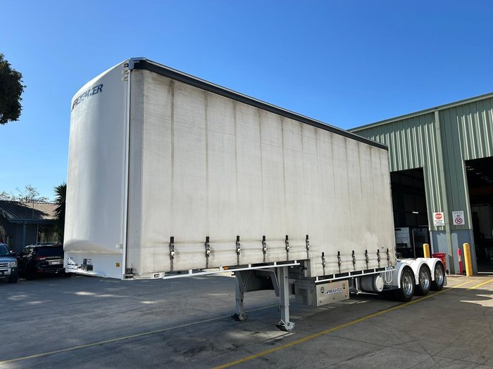 2022 Maxitrans St3 Lead A 12 Pallet Drop Deck Mezz