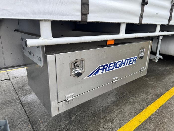 2022 Maxitrans St3 Lead A 12 Pallet Drop Deck Mezz