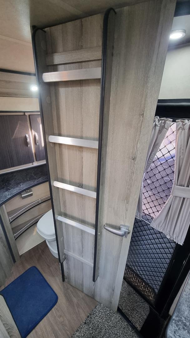 2015 Jurgens Lunagazer J2403