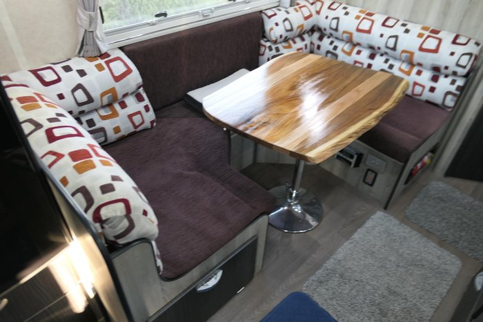 2015 Jurgens Lunagazer J2403