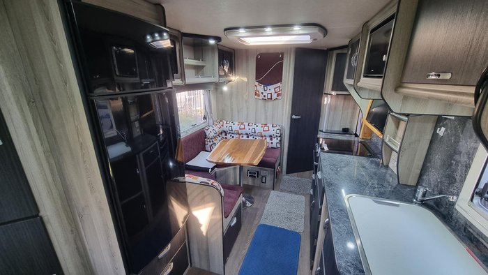 2015 Jurgens Lunagazer J2403