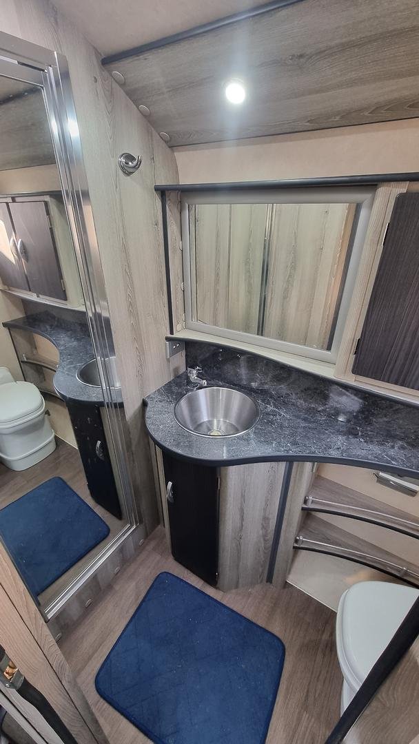 2015 Jurgens Lunagazer J2403