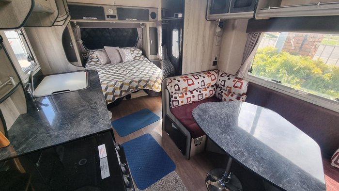 2015 Jurgens Lunagazer J2403