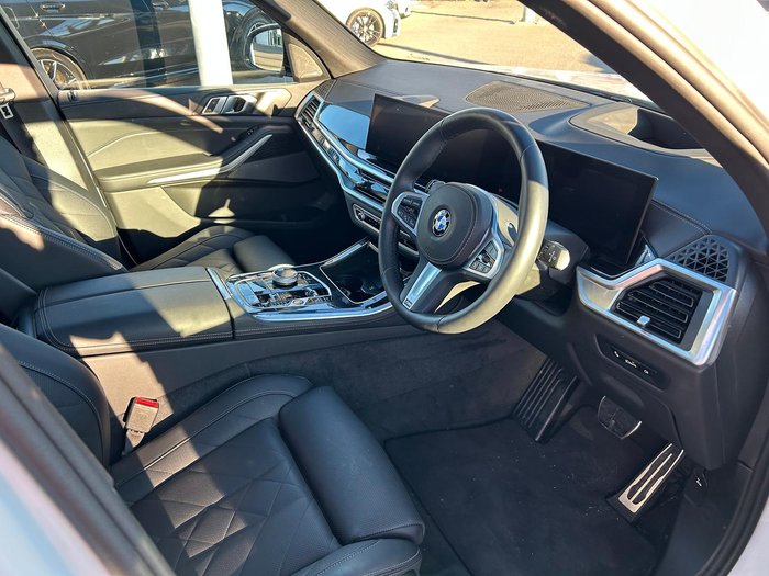 2025 BMW X5