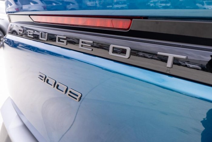 2024 Peugeot 3008 GT Premium Hybrid