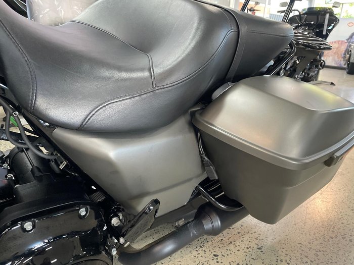2018 Harley-Davidson Road King Special 107 (FLHRXS) Touring Grey