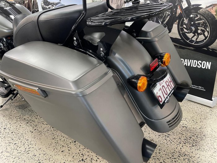 2018 Harley-Davidson Road King Special 107 (FLHRXS) Touring Grey