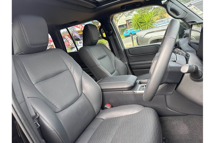 2024 Toyota Landcruiser Prado Altitude