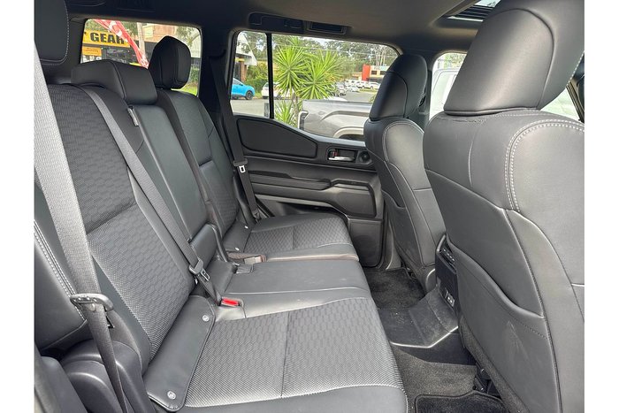 2024 Toyota Landcruiser Prado Altitude