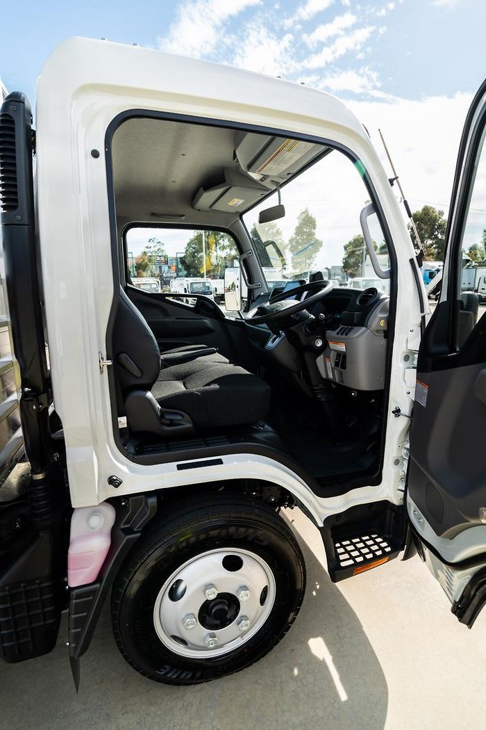 2025 Fuso Canter 515 Alloy Tray White