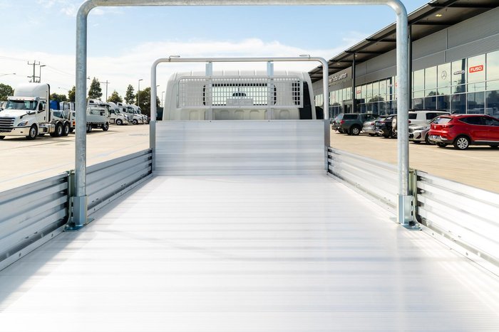 2025 Fuso Canter 515 Alloy Tray White