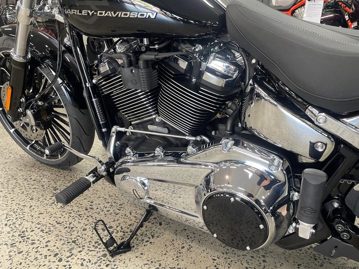 2025 Harley-Davidson Breakout 117 (FXBR) Softail Black