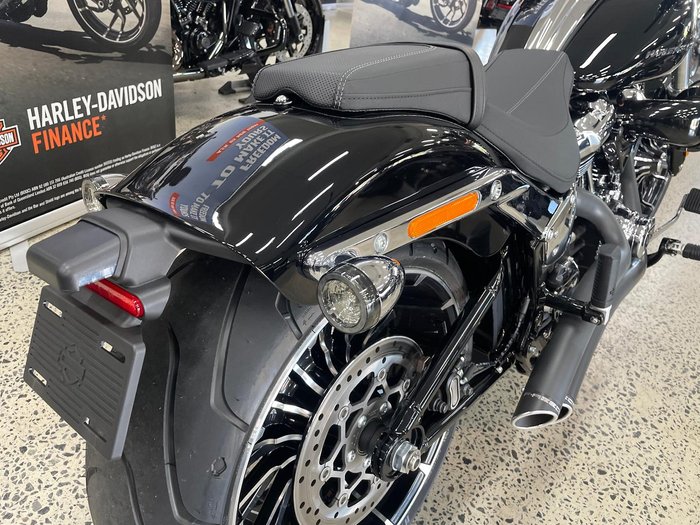 2025 Harley-Davidson Breakout 117 (FXBR) Softail Black