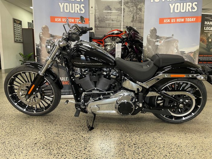 2025 Harley-Davidson Breakout 117 (FXBR) Softail Black
