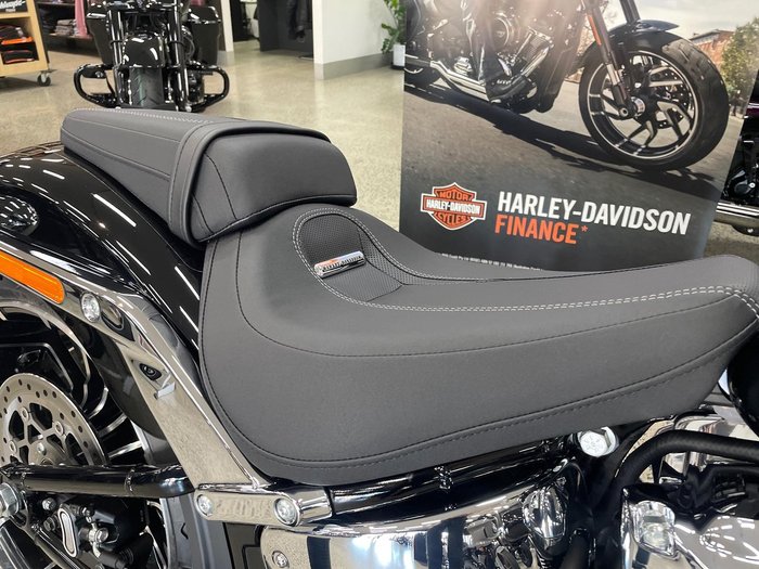 2025 Harley-Davidson Breakout 117 (FXBR) Softail Black