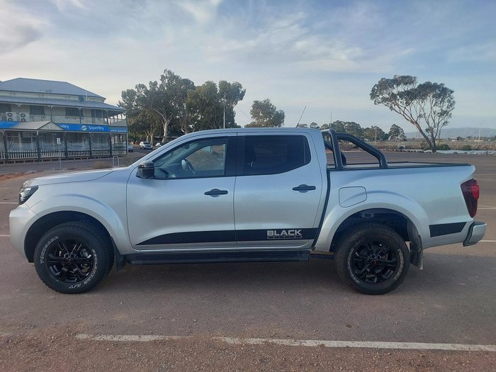 2024 Nissan Navara Black Edition