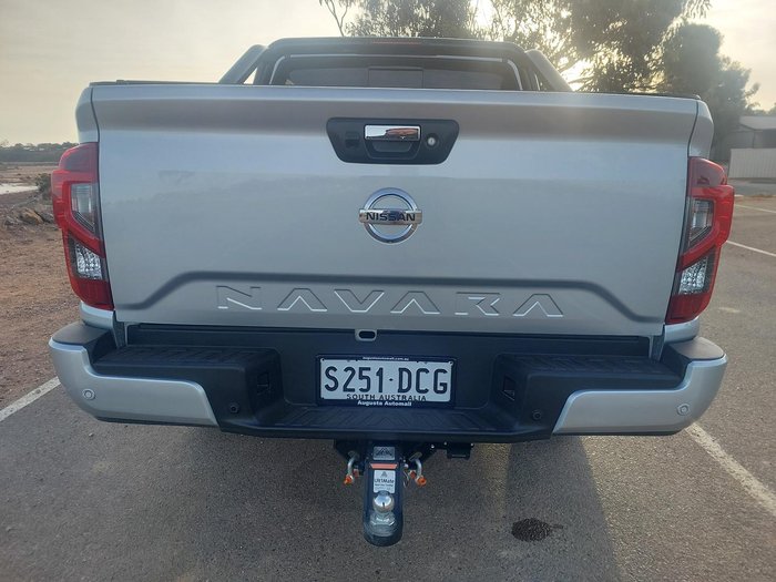 2024 Nissan Navara Black Edition