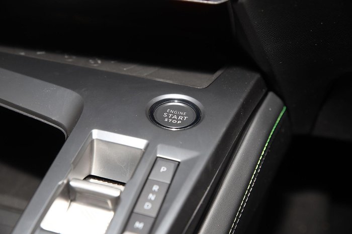 2025 Peugeot 308 GT Hybrid P51 MY25 Okenite White