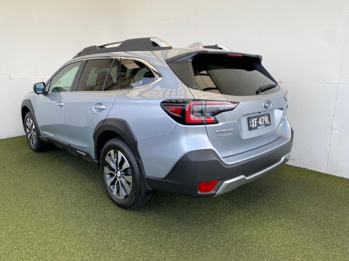 2025 Subaru Outback AWD Touring XT
