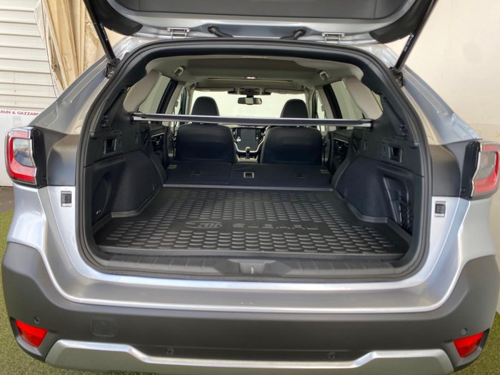 2025 Subaru Outback AWD Touring XT