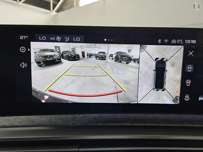 2025 Peugeot 3008 GT Premium Hybrid