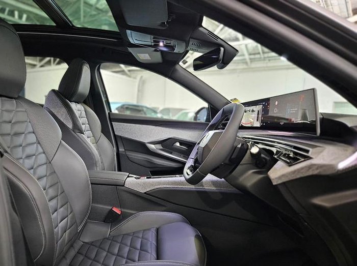 2025 Peugeot 3008 GT Premium Hybrid