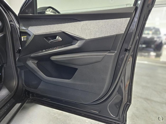 2025 Peugeot 3008 GT Premium Hybrid