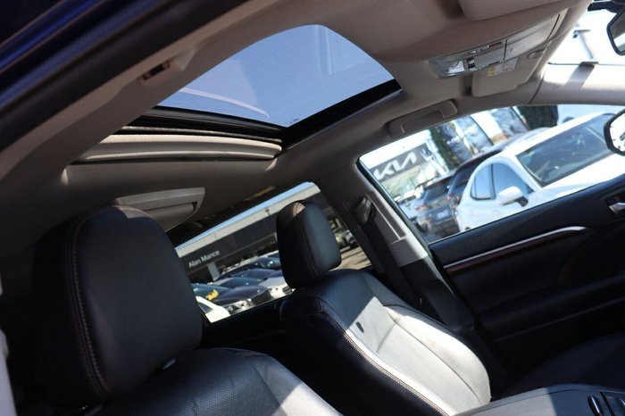 2016 Toyota Kluger Grande