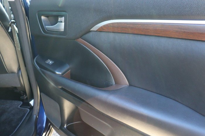 2016 Toyota Kluger Grande