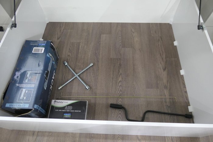 2023 Southern Cross Signature Series V5-3 Club Lounge