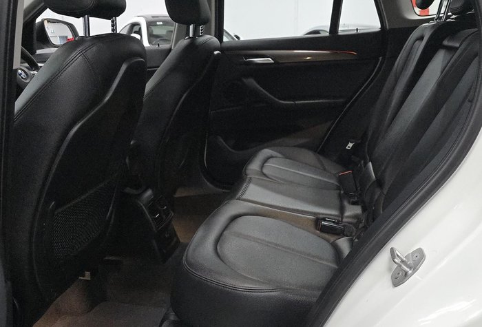 2016 BMW X1 sDrive18d F48 Alpine White