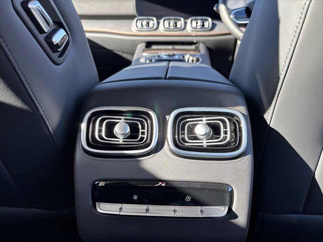 2025 Jaecoo J8 Track