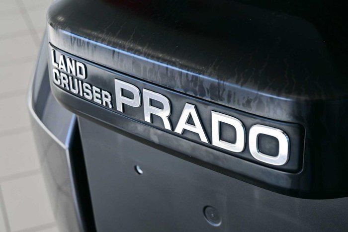 2023 Toyota Landcruiser Prado GX