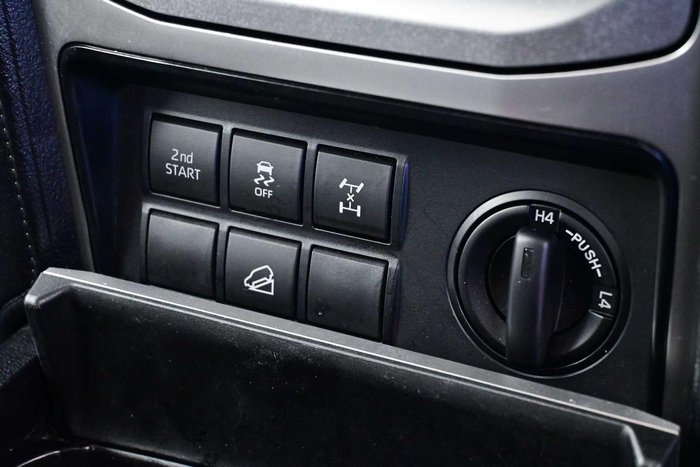 2023 Toyota Landcruiser Prado GX