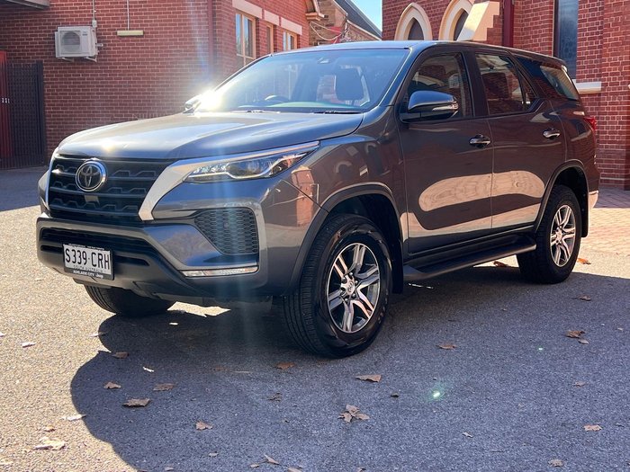 2022 Toyota Fortuner GX
