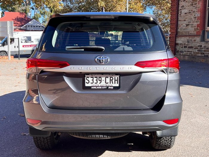 2022 Toyota Fortuner GX