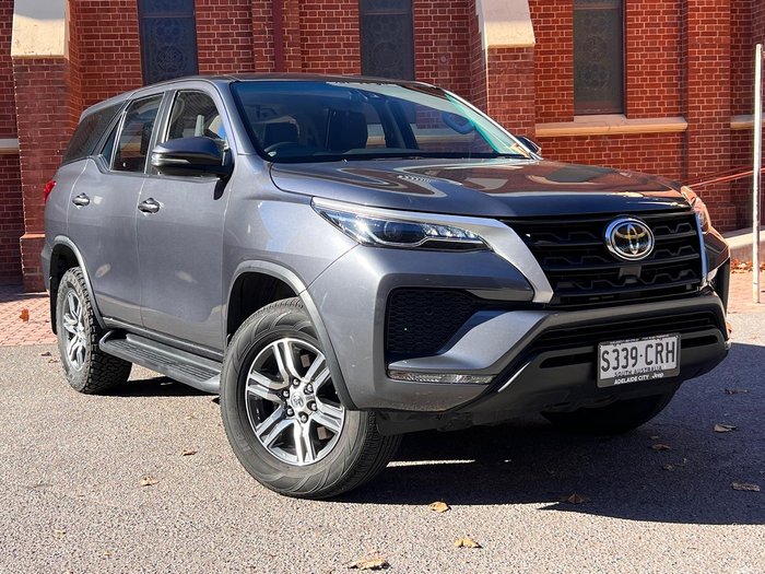 2022 Toyota Fortuner GX