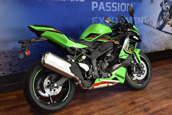 2023 Kawasaki NINJA 400 ZX-4RR KRT LIME GREEN