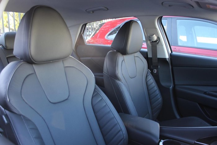 2025 Hyundai i30 Elite Hybrid