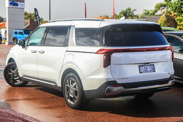 2024 Kia Carnival GT-Line HEV