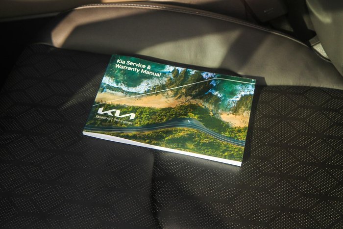 2024 Kia Carnival GT-Line HEV